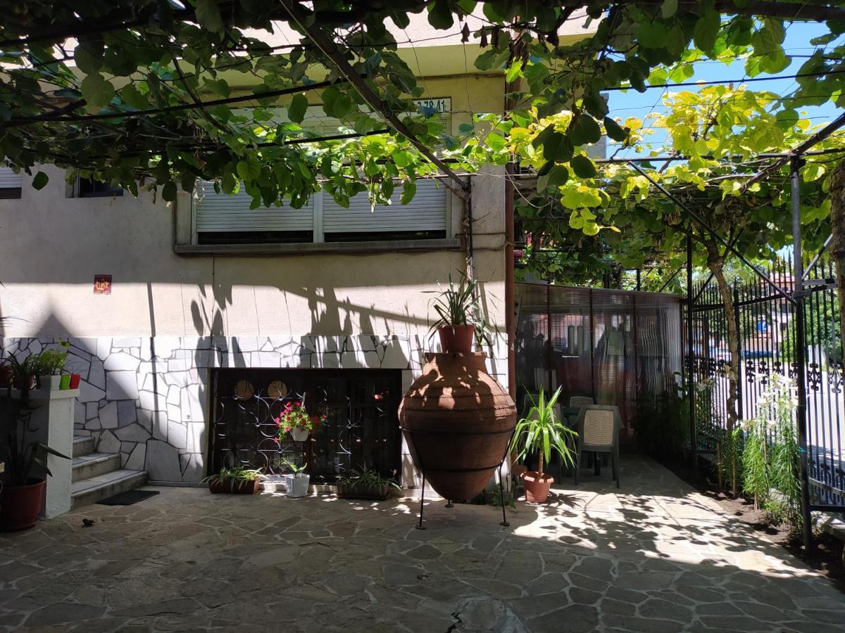 Каламанди Assenowgrad Exterior foto
