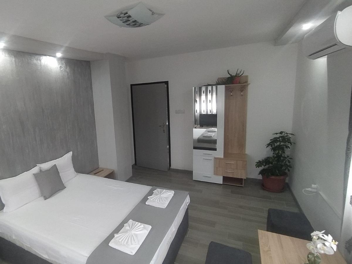 Каламанди Assenowgrad Exterior foto